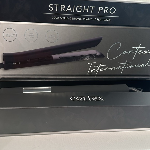NIB Cortex International 100% Solid Ceramic Playes 1” Flat Iron w/temp control. - Picture 6 of 7